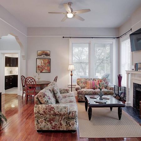 420Waldburg A - Modern Apt With Southern Charm Blocks From Forsyth Leilighet Savannah Eksteriør bilde