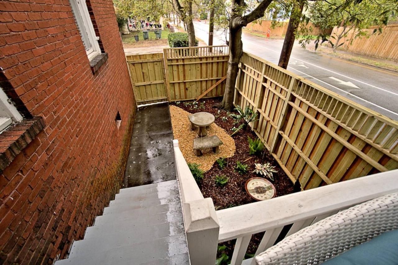 420Waldburg A - Modern Apt With Southern Charm Blocks From Forsyth Leilighet Savannah Eksteriør bilde